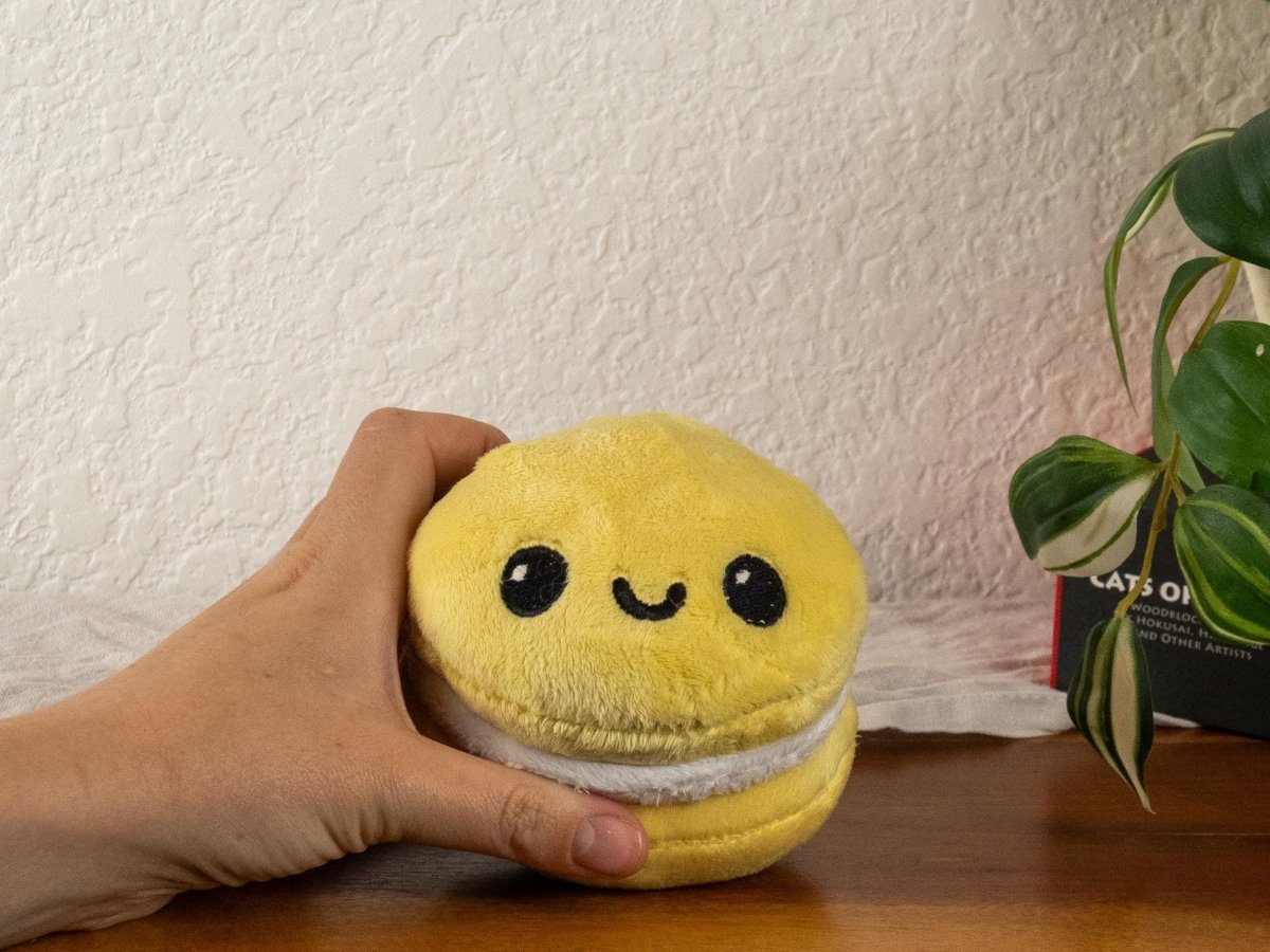 Cookie Sandwich Plushie - COOKIE-BANANA