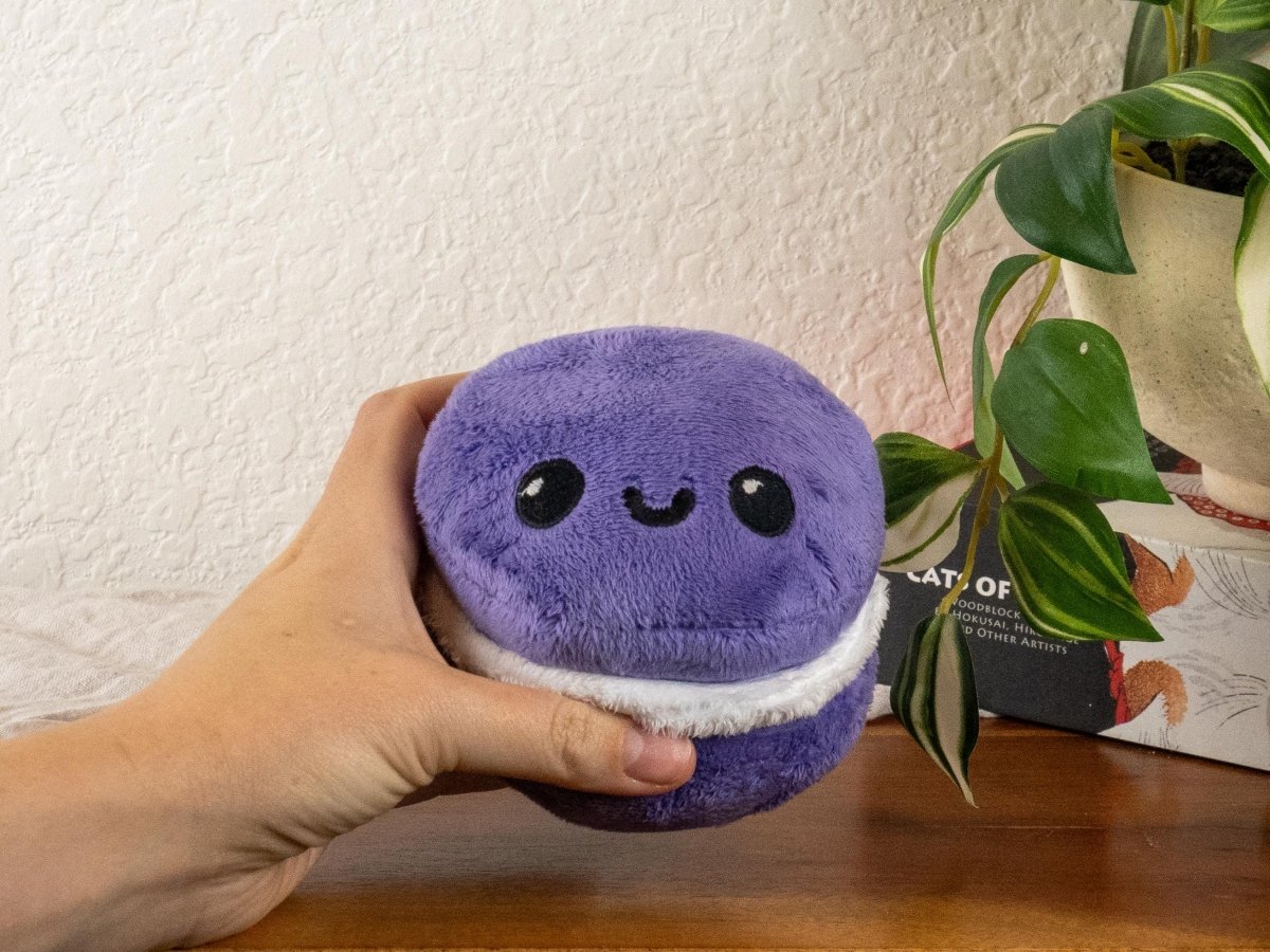 Cookie Sandwich Plushie - COOKIE-JEWEL