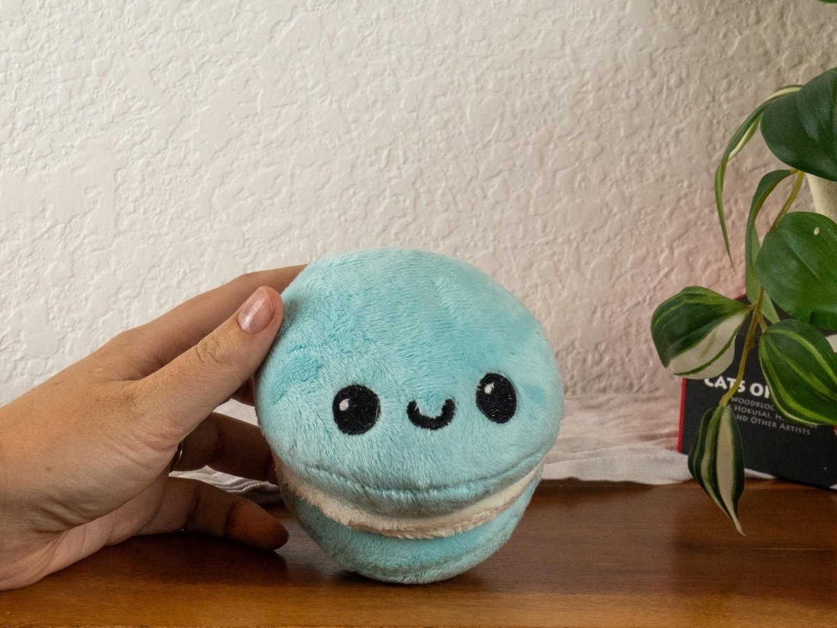 Cookie Sandwich Plushie - COOKIE-SALTWATER