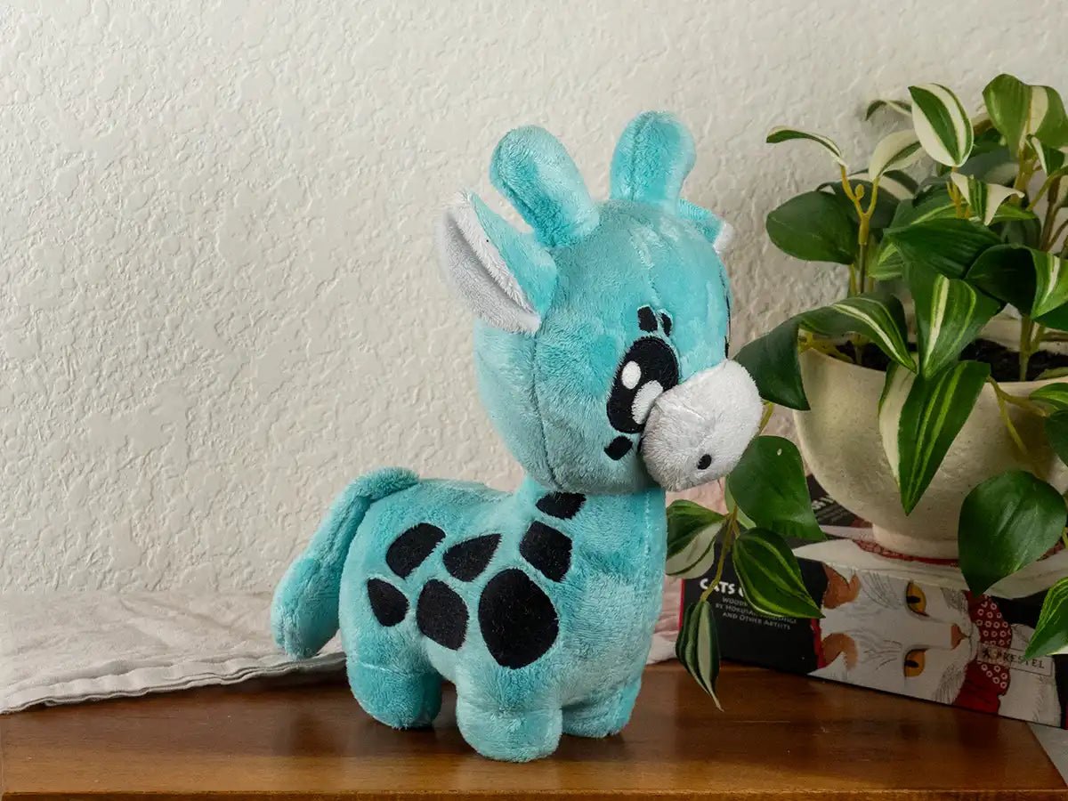 Giraffe Plushie - GIRAFFE-ARUBA-BLACK