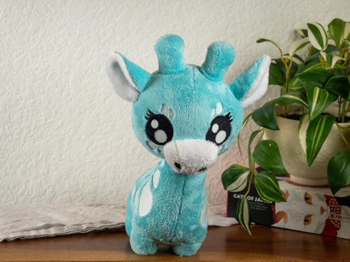 Giraffe Plushie - GIRAFFE-BELIZE-WHITE